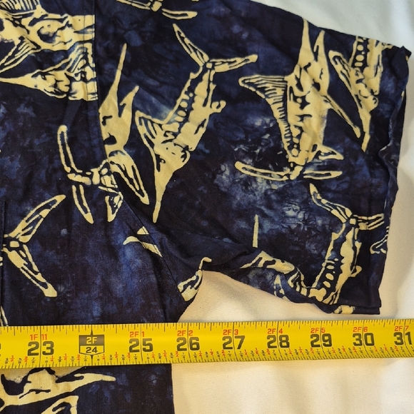 Vibrant Rum Reggae Short Sleeve Button Down Men's Casual Dress Shirt - Picture 5 of 12